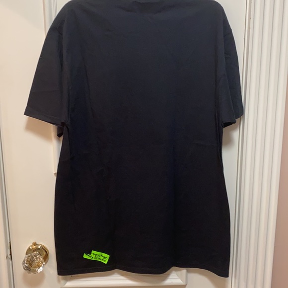 NWOT Signed Wicked t shirt - Picture 4 of 6